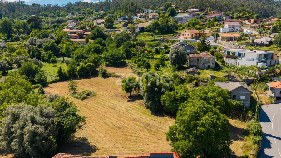 Terreno para Venda em Vila Verde e Barbudo