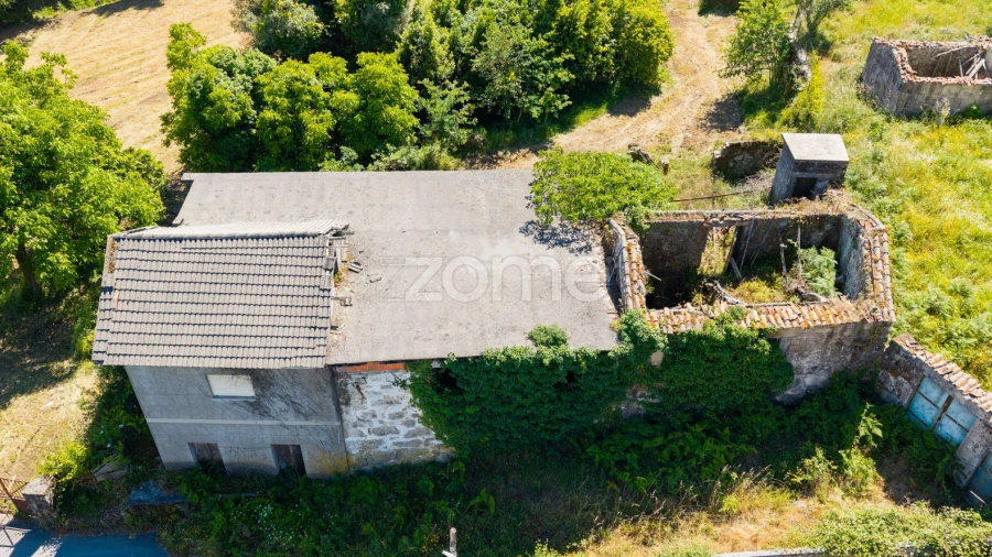 Terreno para Venda em Vila Verde e Barbudo