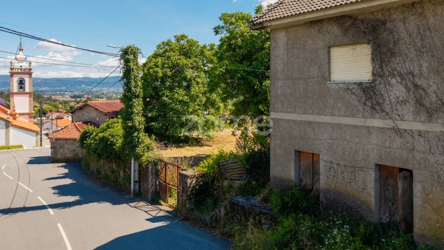 Terreno para Venda em Vila Verde e Barbudo