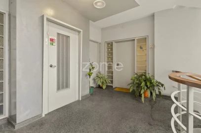 Apartamento T4 para Venda em Cedofeita, Santo Ildefonso, Sé, Miragaia, São Nicolau e Vitória