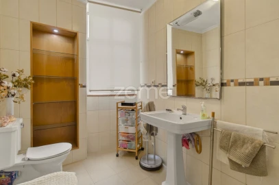 Apartamento T4 para Venda em Cedofeita, Santo Ildefonso, Sé, Miragaia, São Nicolau e Vitória