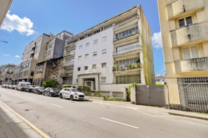 Apartamento T4 para Venda em Cedofeita, Santo Ildefonso, Sé, Miragaia, São Nicolau e Vitória
