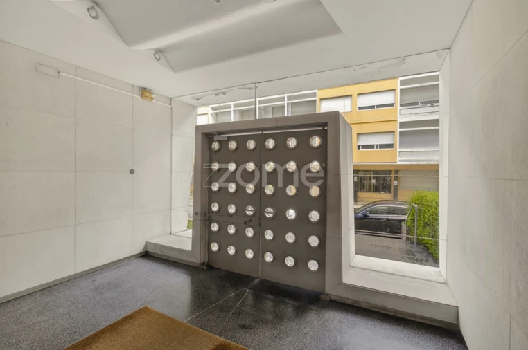 Apartamento T4 para Venda em Cedofeita, Santo Ildefonso, Sé, Miragaia, São Nicolau e Vitória Foto 14