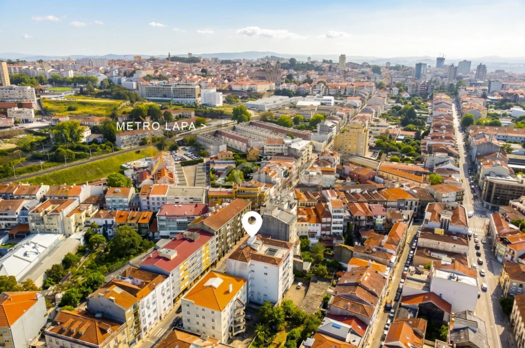 Apartamento T4 para Venda em Cedofeita, Santo Ildefonso, Sé, Miragaia, São Nicolau e Vitória Foto 5