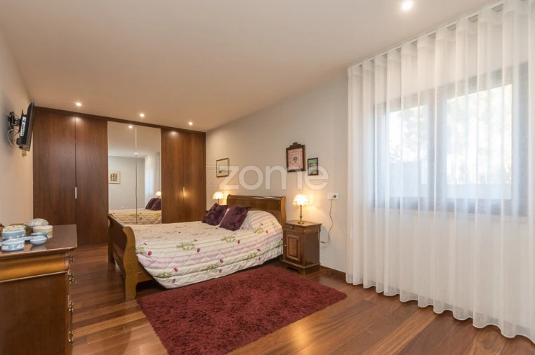 Moradia T4 para Venda em Tabua Foto 34
