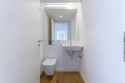 Apartamento T3 para Venda em Algés, Linda-A-Velha e Cruz Quebrada-Dafundo