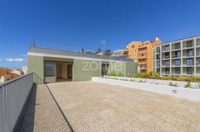 Apartamento T3 para Venda em Algés, Linda-A-Velha e Cruz Quebrada-Dafundo
