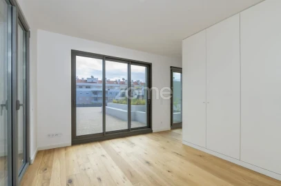 Apartamento T3 para Venda em Algés, Linda-A-Velha e Cruz Quebrada-Dafundo