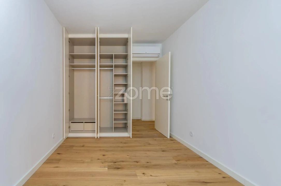 Apartamento T3 para Venda em Algés, Linda-A-Velha e Cruz Quebrada-Dafundo Foto 24