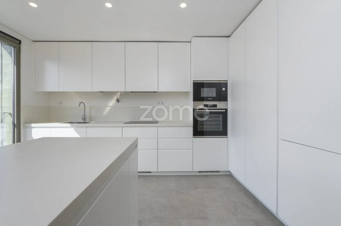 Apartamento T3 para Venda em Algés, Linda-A-Velha e Cruz Quebrada-Dafundo Foto 12