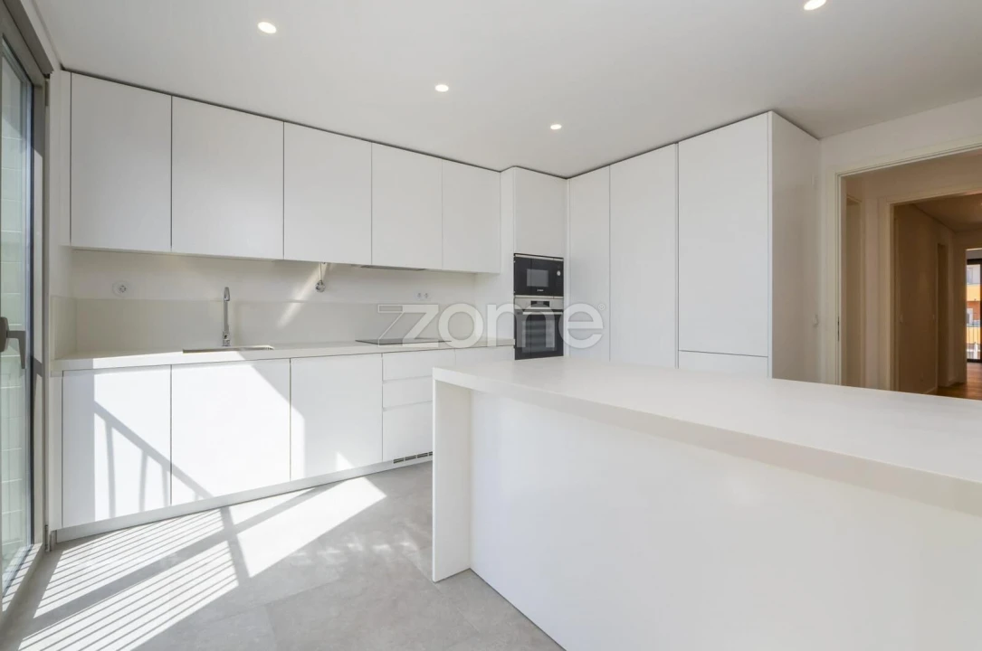 Apartamento T3 para Venda em Algés, Linda-A-Velha e Cruz Quebrada-Dafundo Foto 13