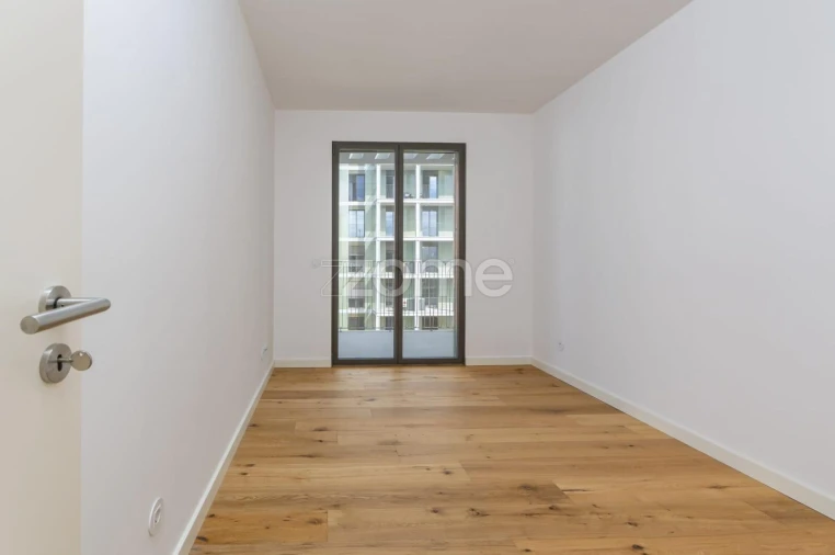 Apartamento T3 para Venda em Algés, Linda-A-Velha e Cruz Quebrada-Dafundo Foto 25