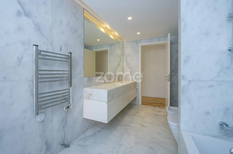 Apartamento T3 para Venda em Algés, Linda-A-Velha e Cruz Quebrada-Dafundo Foto 22
