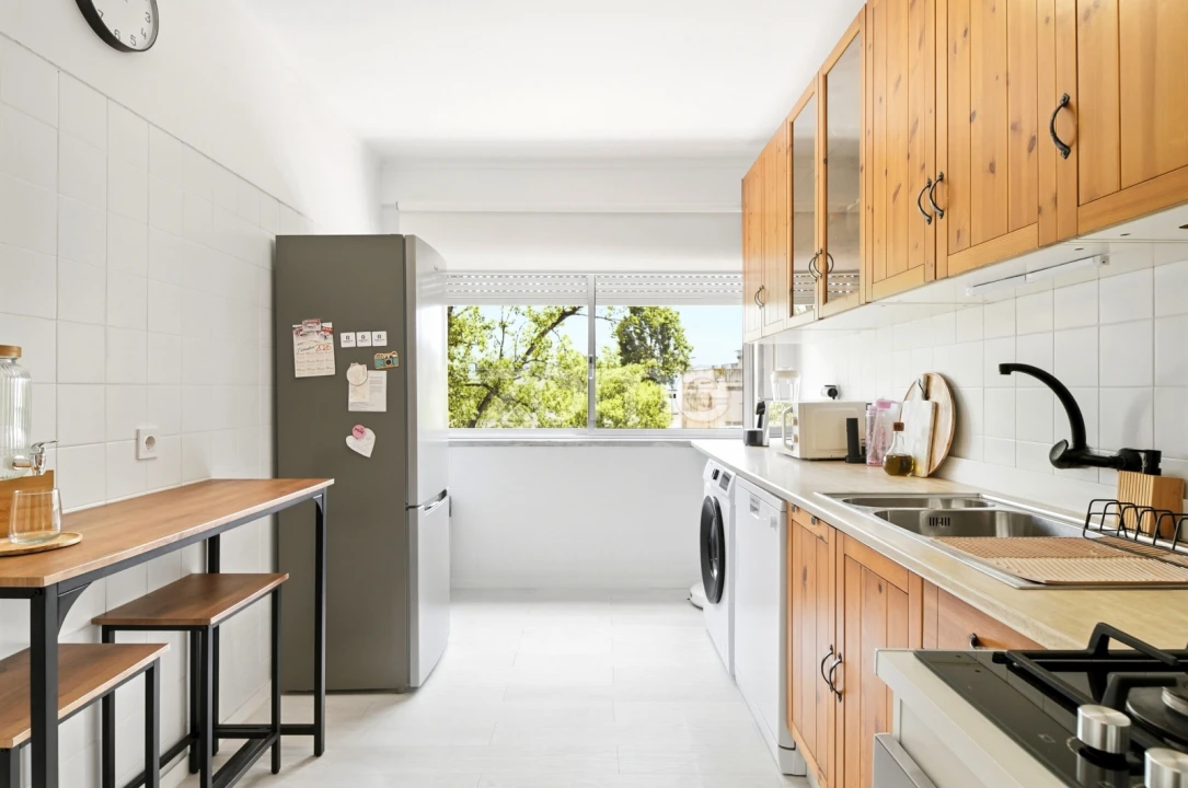 Apartamento T2 para Venda em Rio de Mouro Foto 13