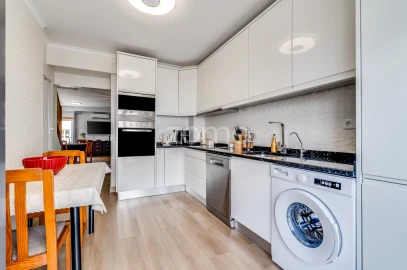 Apartamento T3 para Venda em Silves