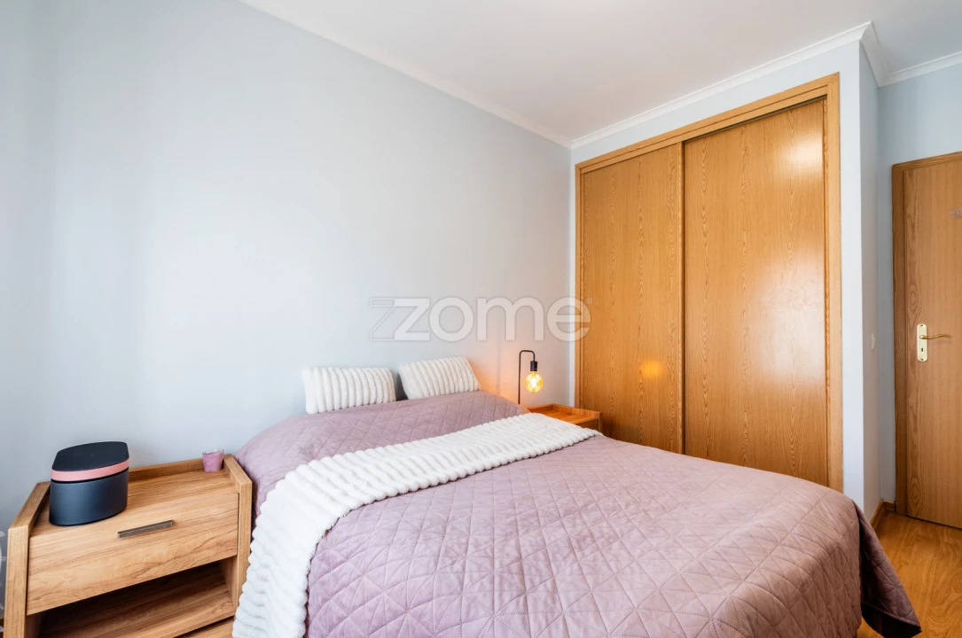 Apartamento T3 para Venda em Silves Foto 13