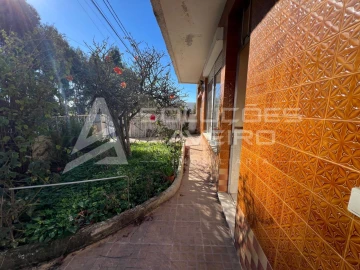 Moradia T3 para Venda em Esgueira