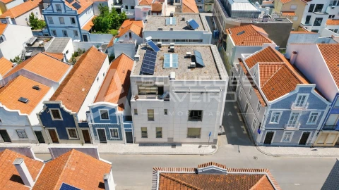 Moradia T4 para Venda em Glória e Vera Cruz
