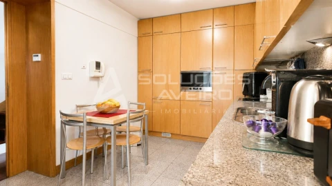 Moradia T4 para Venda em Glória e Vera Cruz