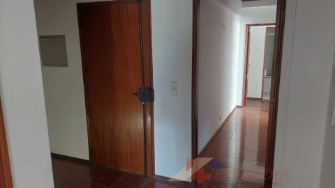 Apartamento T4 para Venda em Pombal
