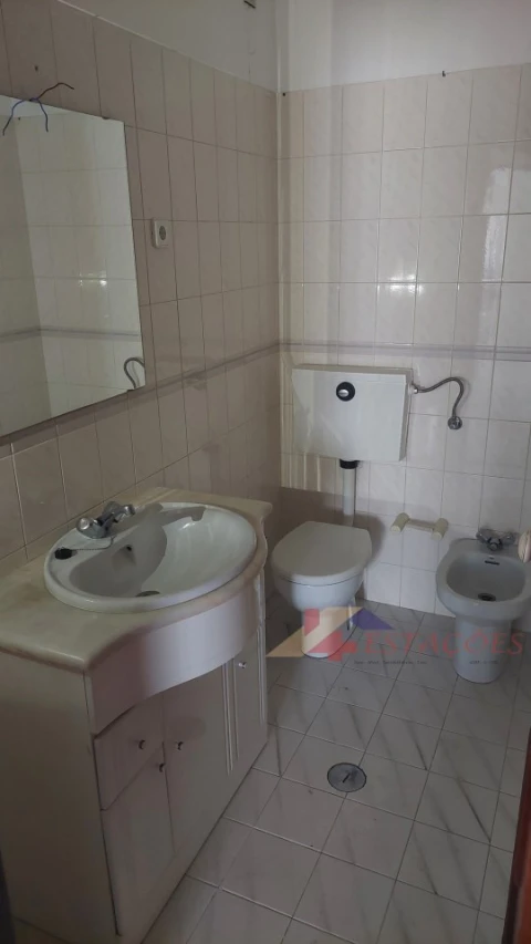 Apartamento T4 para Venda em Pombal