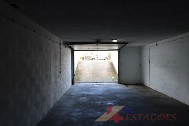 Apartamento T4 para Venda em Pombal Foto 28