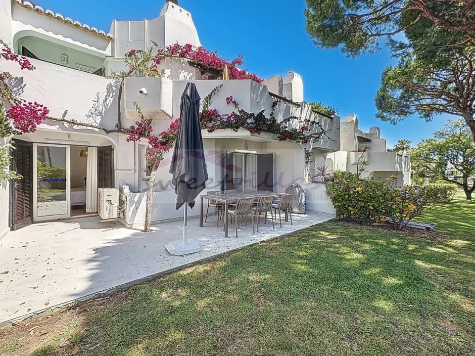 Apartamento T2 para Venda em Albufeira e Olhos de Água Foto 1