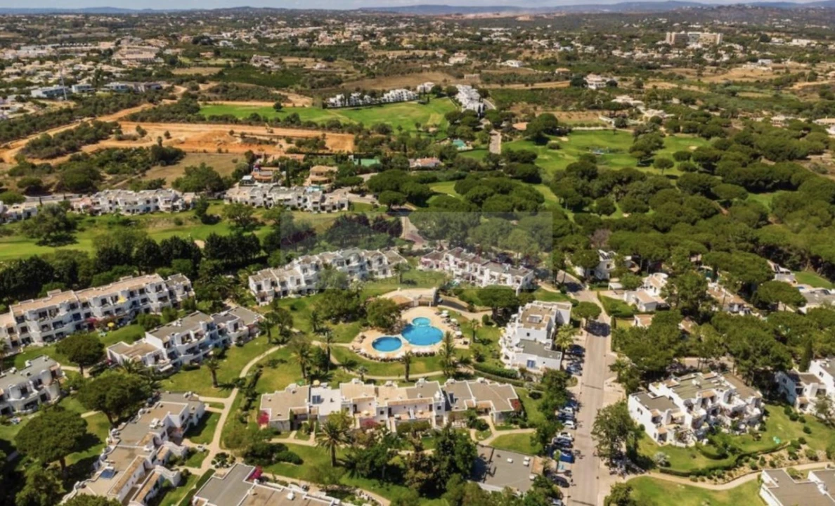Apartamento T2 para Venda em Albufeira e Olhos de Água Foto 6