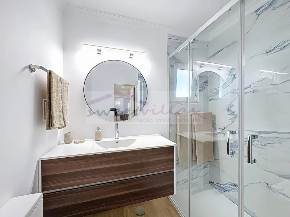 Apartamento T2 para Venda em Albufeira e Olhos de Água Foto 24