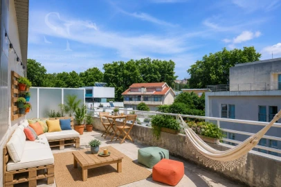 Apartamento T2 para Venda em Mafamude e Vilar do Paraíso