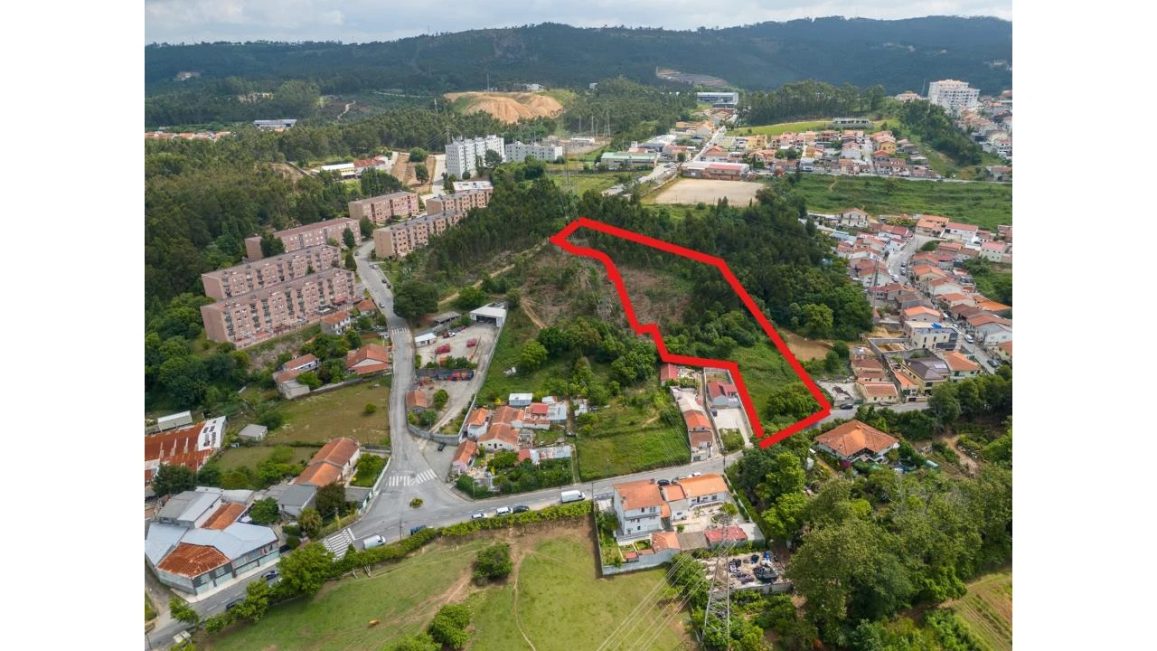 Terreno para Venda em Fânzeres e São Pedro da Cova Foto 5
