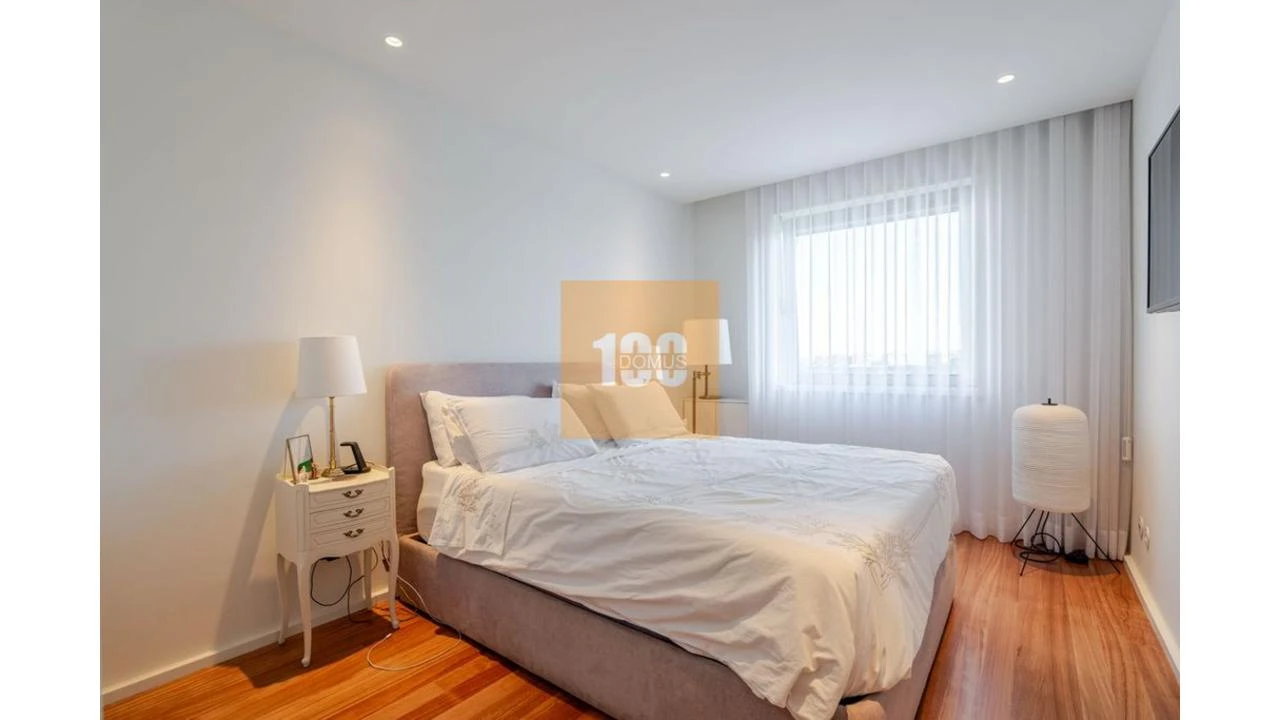 Apartamento T2 para Venda em Aldoar, Foz do Douro e Nevogilde Foto 26