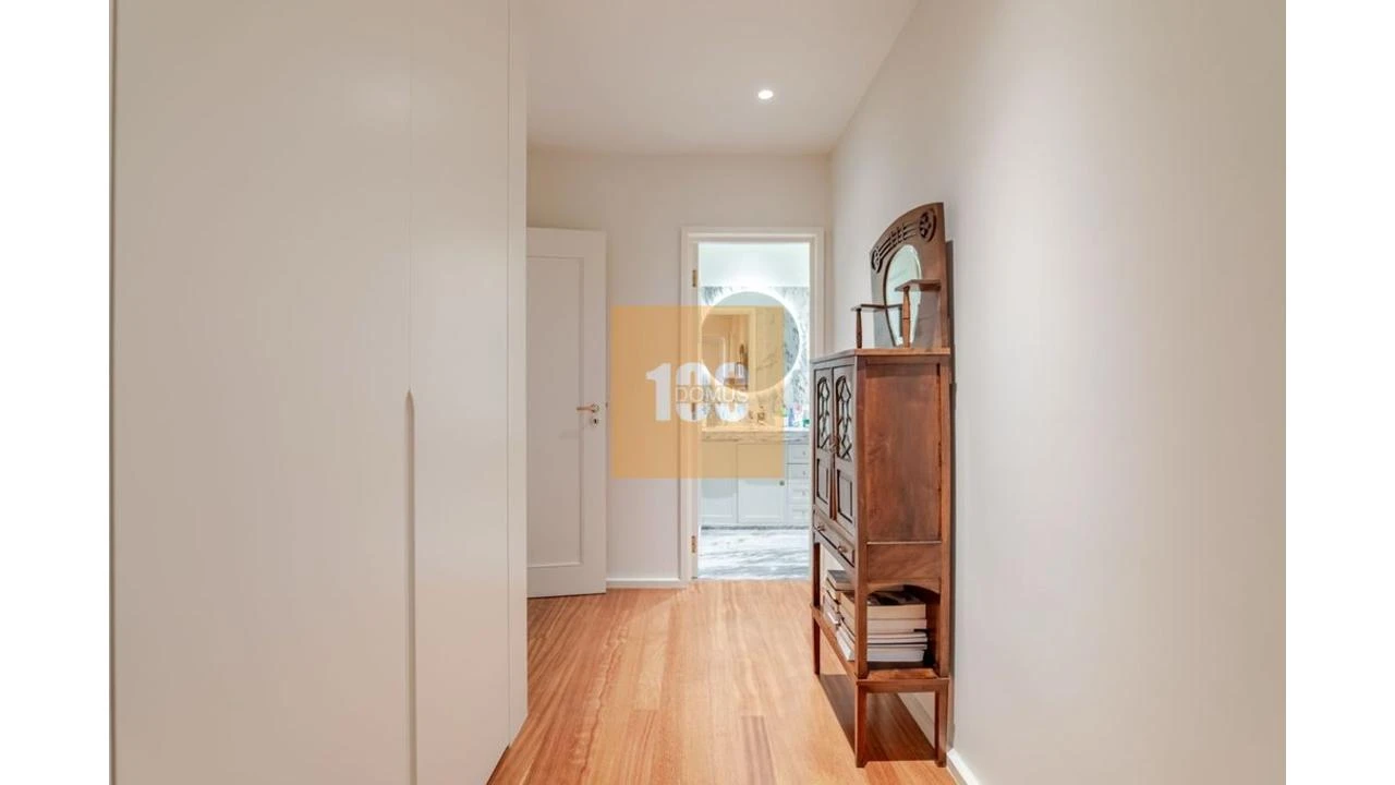 Apartamento T2 para Venda em Aldoar, Foz do Douro e Nevogilde Foto 32