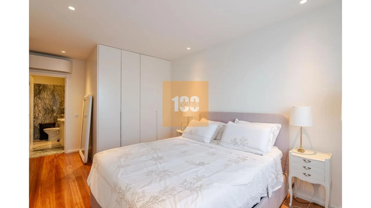 Apartamento T2 para Venda em Aldoar, Foz do Douro e Nevogilde Foto 28