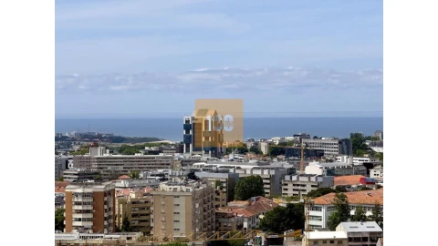 Apartamento T4 para Arrendamento em Cedofeita, Santo Ildefonso, Sé, Miragaia, São Nicolau e Vitória