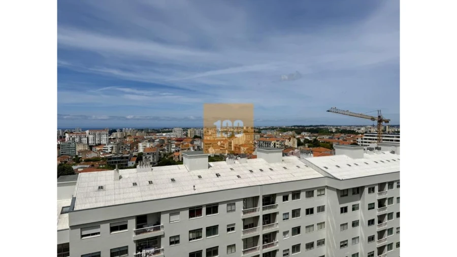 Apartamento T4 para Arrendamento em Cedofeita, Santo Ildefonso, Sé, Miragaia, São Nicolau e Vitória Foto 4