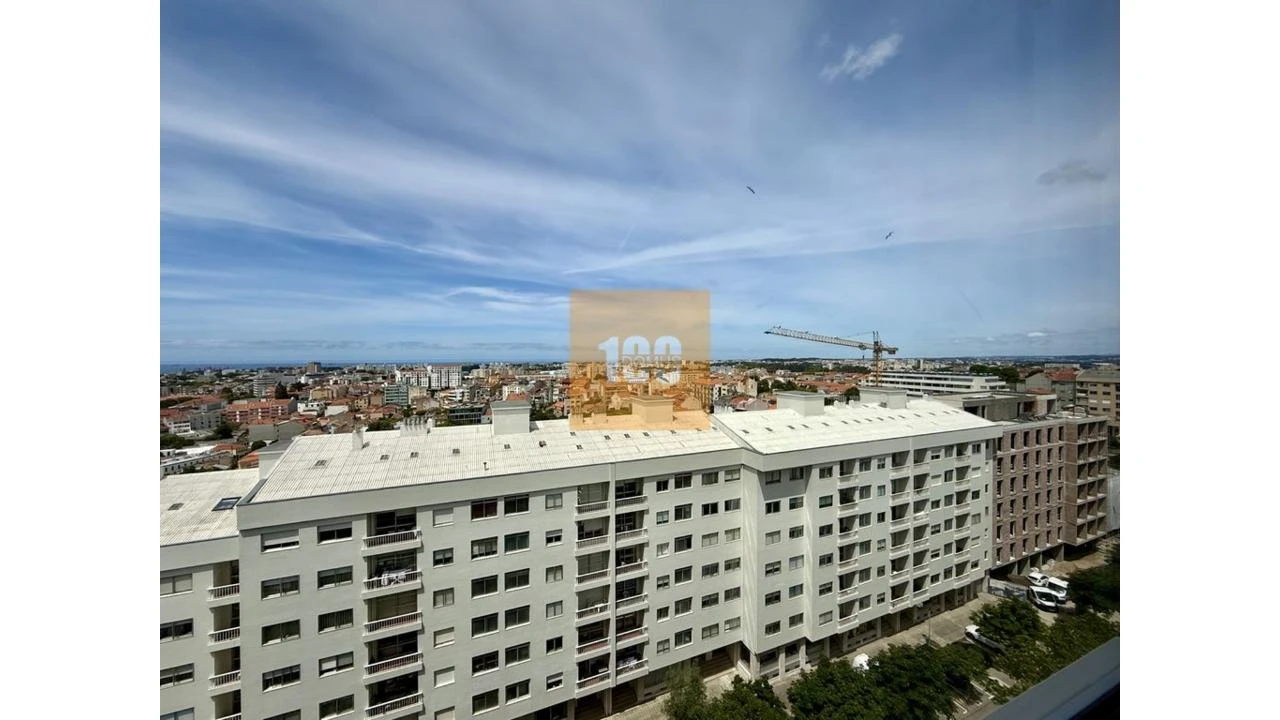 Apartamento T4 para Arrendamento em Cedofeita, Santo Ildefonso, Sé, Miragaia, São Nicolau e Vitória Foto 9