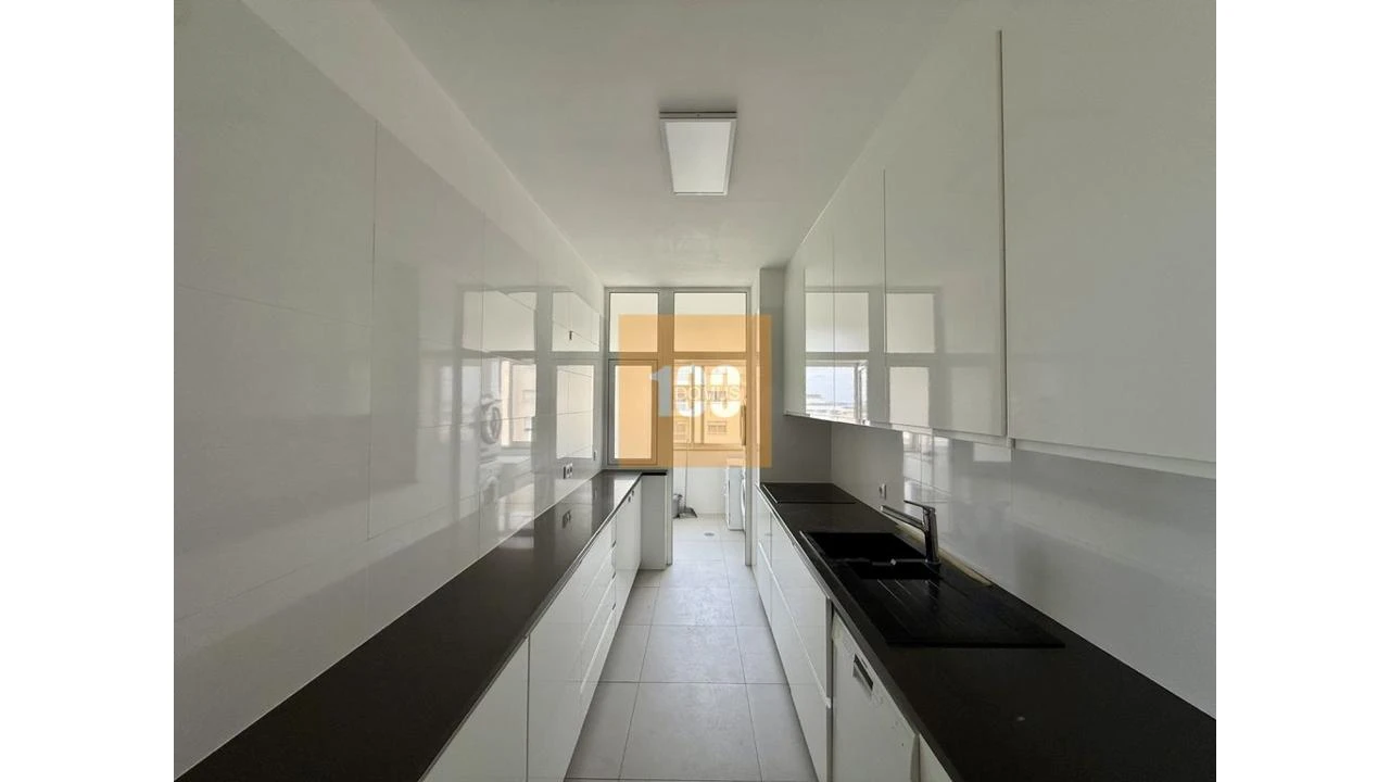 Apartamento T4 para Arrendamento em Cedofeita, Santo Ildefonso, Sé, Miragaia, São Nicolau e Vitória Foto 20
