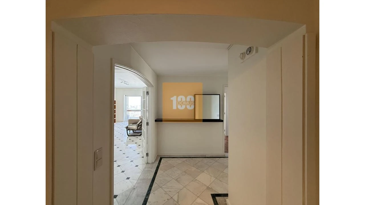 Apartamento T4 para Arrendamento em Cedofeita, Santo Ildefonso, Sé, Miragaia, São Nicolau e Vitória Foto 25