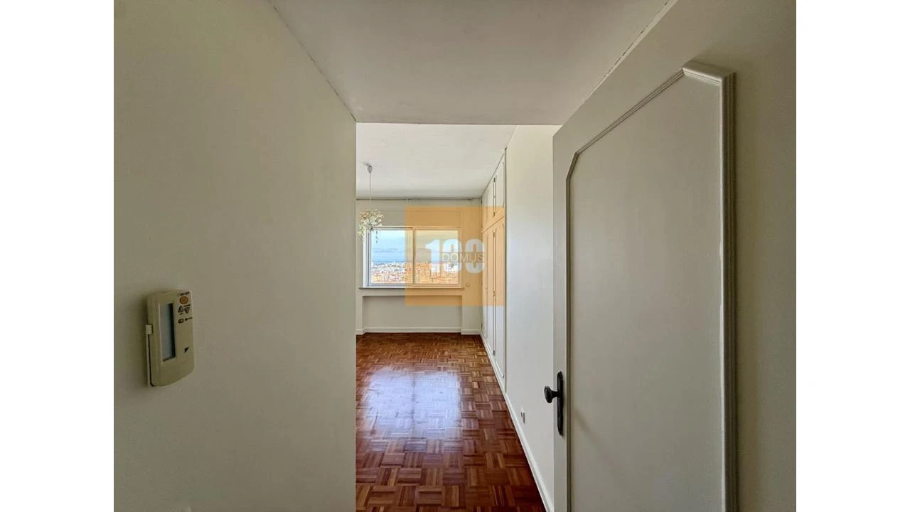 Apartamento T4 para Arrendamento em Cedofeita, Santo Ildefonso, Sé, Miragaia, São Nicolau e Vitória Foto 30