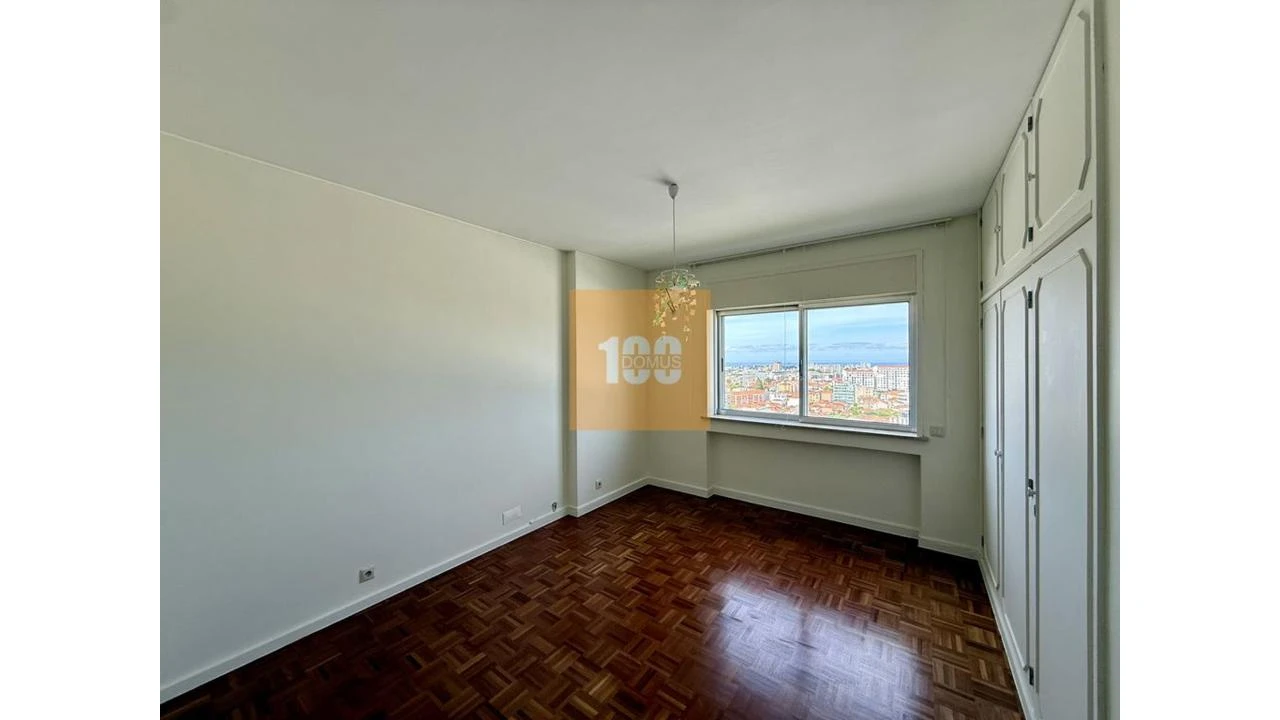 Apartamento T4 para Arrendamento em Cedofeita, Santo Ildefonso, Sé, Miragaia, São Nicolau e Vitória Foto 31
