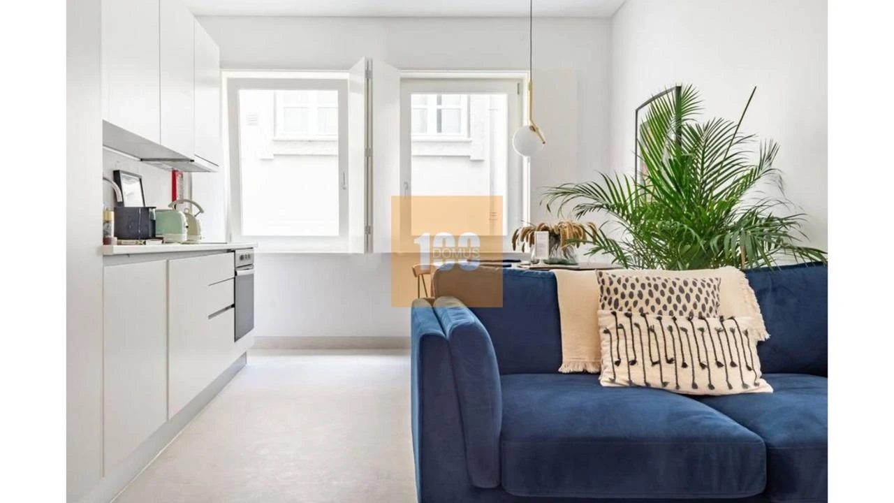 Apartamento T1 para Venda em Cedofeita, Santo Ildefonso, Sé, Miragaia, São Nicolau e Vitória Foto 4