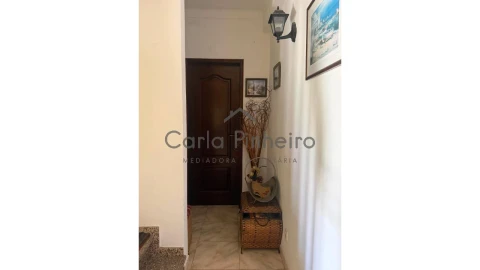 Moradia T6 para Venda em São Domingos e Vale de Água