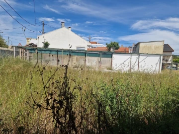 Terreno para Arrendamento em Caparica e Trafaria