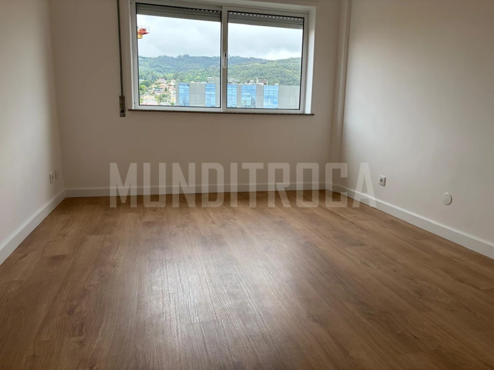 Apartamento T3 para Venda em Nogueira, Fraião e Lamaçães Foto 15