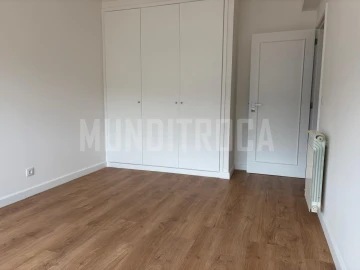 Apartamento T3 para Venda em Nogueira, Fraião e Lamaçães
