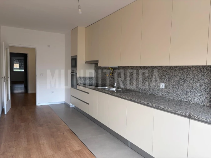 Apartamento T3 para Venda em Nogueira, Fraião e Lamaçães Foto 2