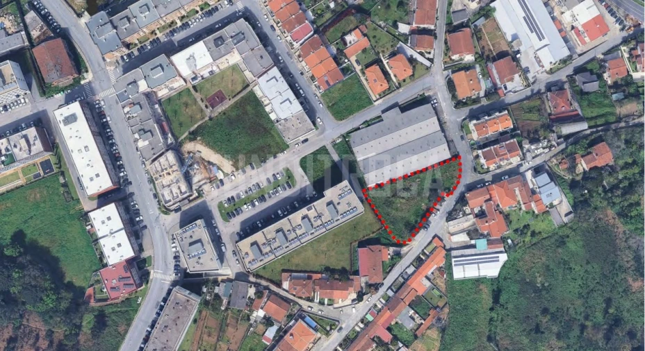 Terreno para Venda em Ferreiros e Gondizalves Foto 2