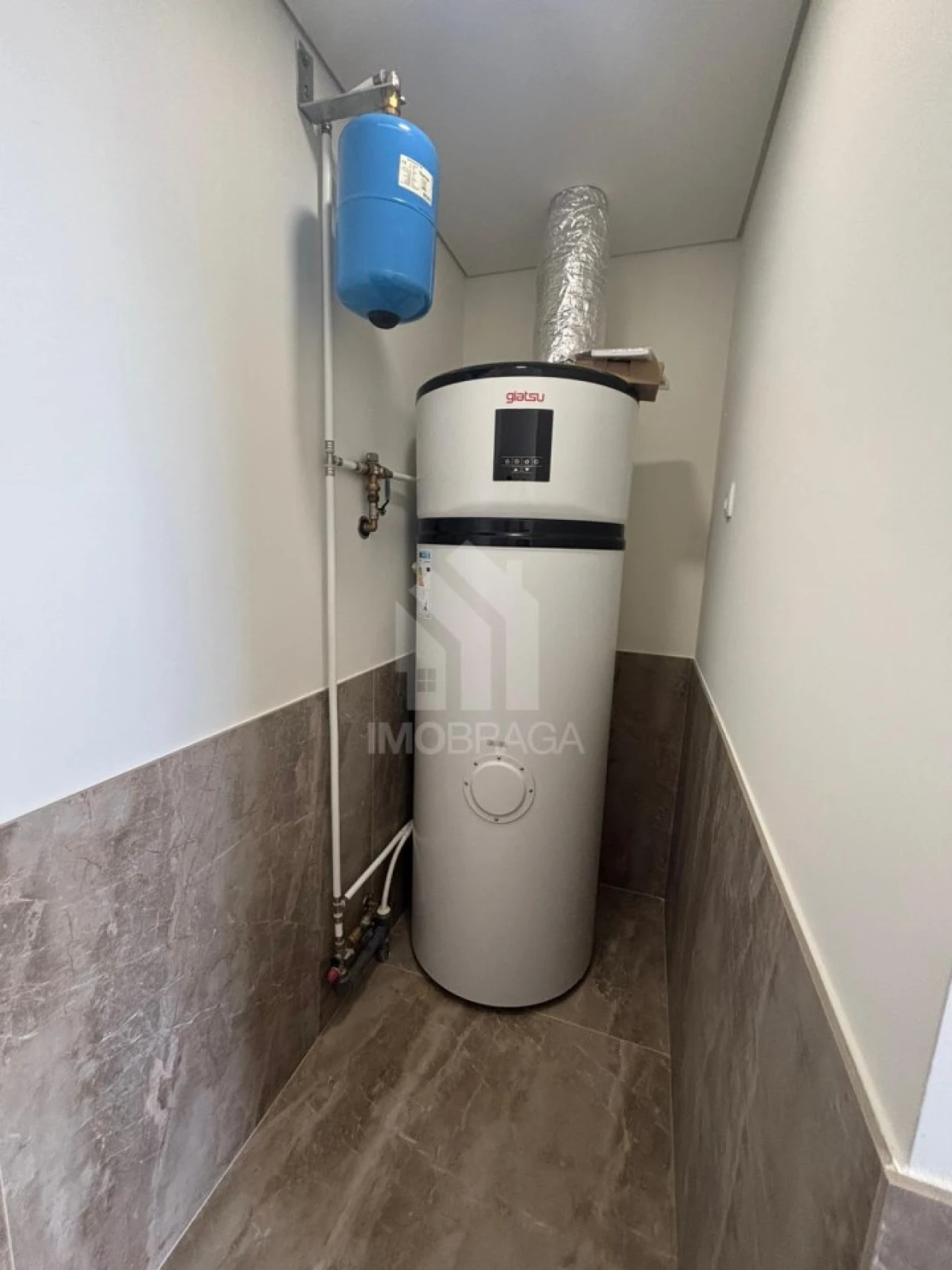 Apartamento T3 para Venda em Ferreiros e Gondizalves Foto 26