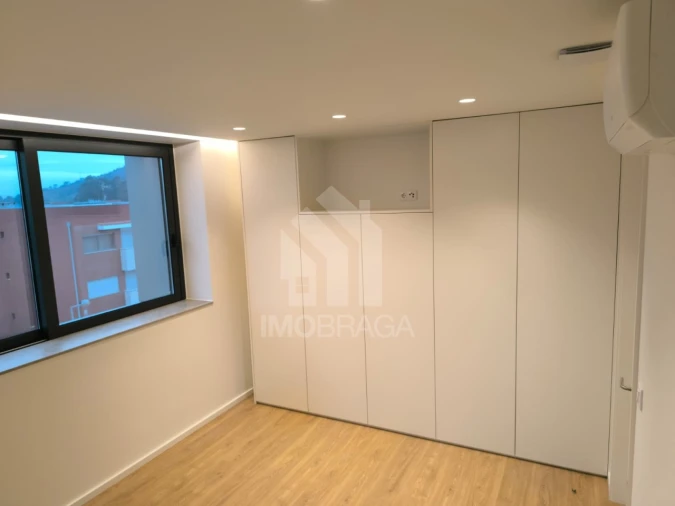 Apartamento T3 para Venda em Ferreiros e Gondizalves Foto 16
